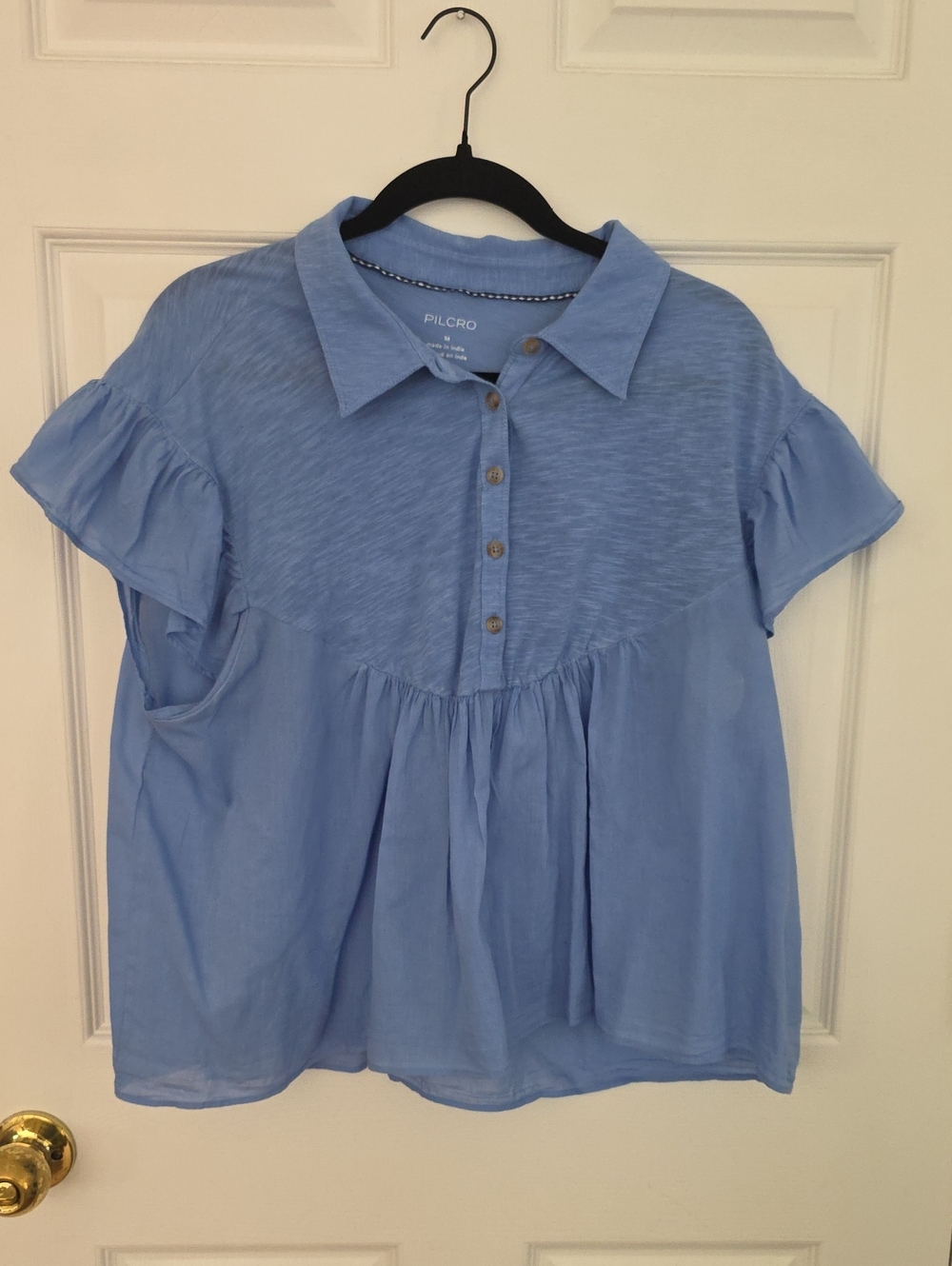Pilcro Light Blue Ruffle-Sleeve Button Front Blouse Size M